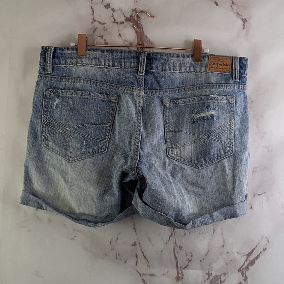 Aeropostale Shorts Womens 10 Boyfriend Distressed Light Acid Wash Cuffed Stretch - Picture 5 of 10
